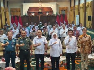 Jatim Sambut HUT ke-80 RI: Khofifah-Emil Ikuti Peluncuran Logo Baru